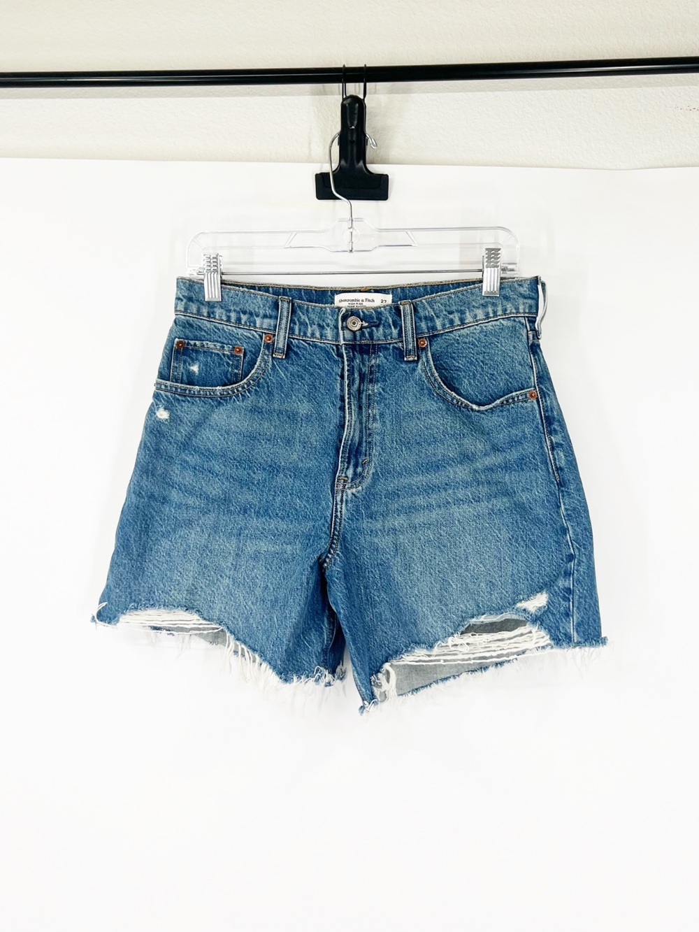 Abercrombie & Fitch High Rise Loose Denim Shorts Distressed